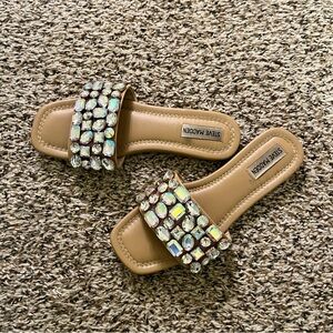 Steve Madden Women’s Tan Slide Sandals with Rhinestones Size 8